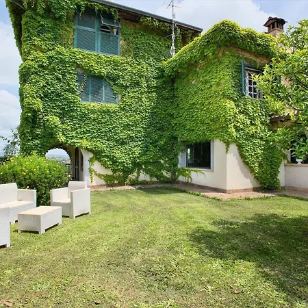 Frühstückspension Domus Veientana 4*
