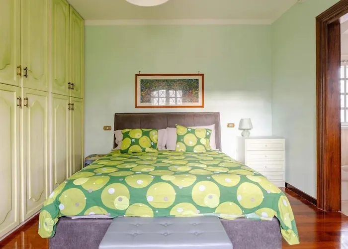 Couette-café Domus Veientana 4*